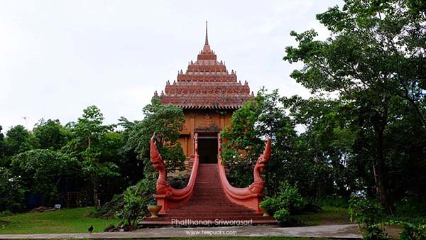 วัดเขาพระอังคาร 