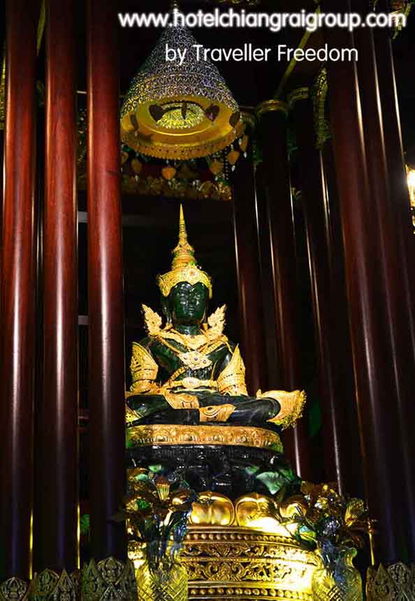 วัดพระแก้วเชียงราย