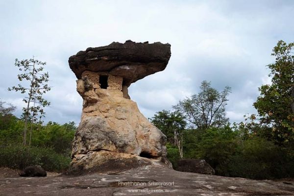อุทยานประวัติศาสตร์ภูพระบาท