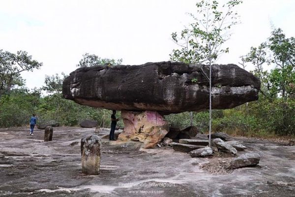 อุทยานประวัติศาสตร์ภูพระบาท