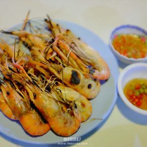 ริมคลองกุ้งเผา สกลนคร